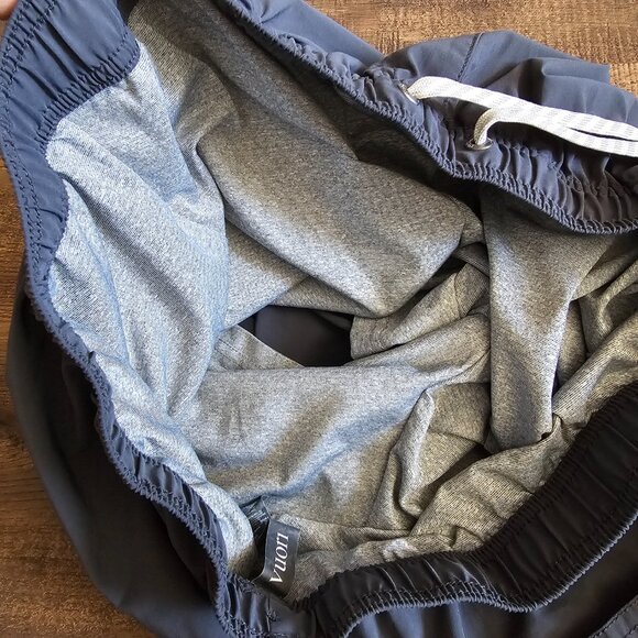 Vuori Kore V302 Athletic Lined  7” Shorts, XXL, Charcoal - Picture 5 of 10